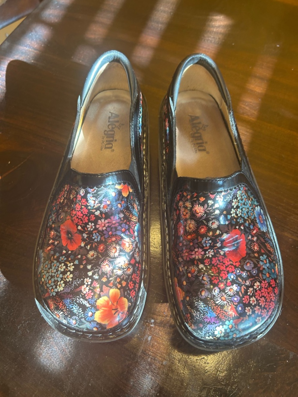 Alegria Women’s Floral Slip-On Shoes in Black with Multicolor Flowers- size 39